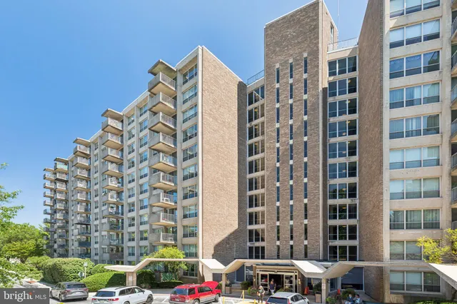 a front view of a building