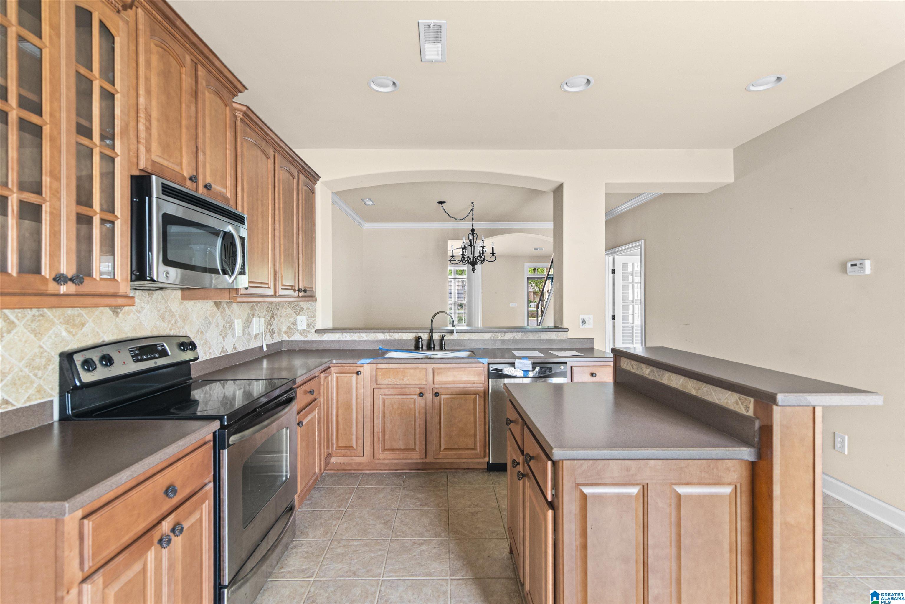1802 Rushing Wood Drive Northwest Madison, AL 35757 - Photo 3 of 24