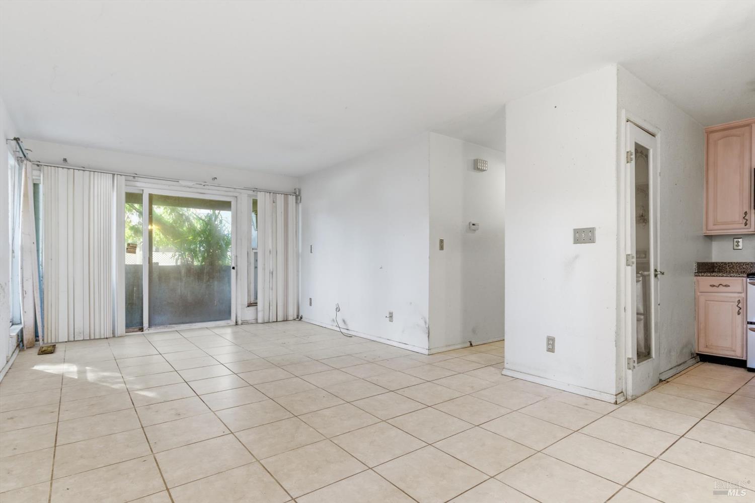 1544 Bailey Road, Unit 39 Concord, CA 94521 - Photo 2 of 20