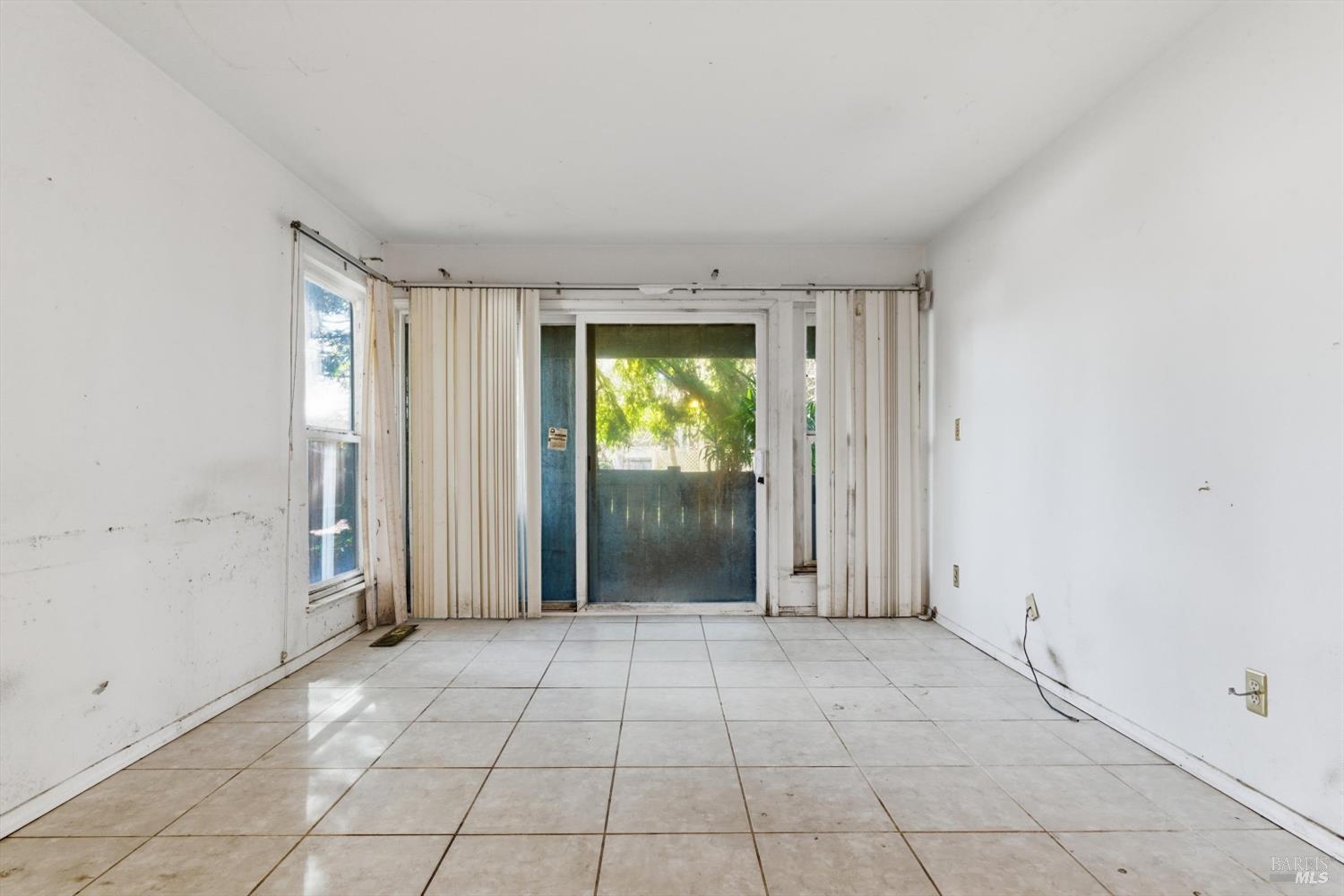 1544 Bailey Road, Unit 39 Concord, CA 94521 - Photo 3 of 20