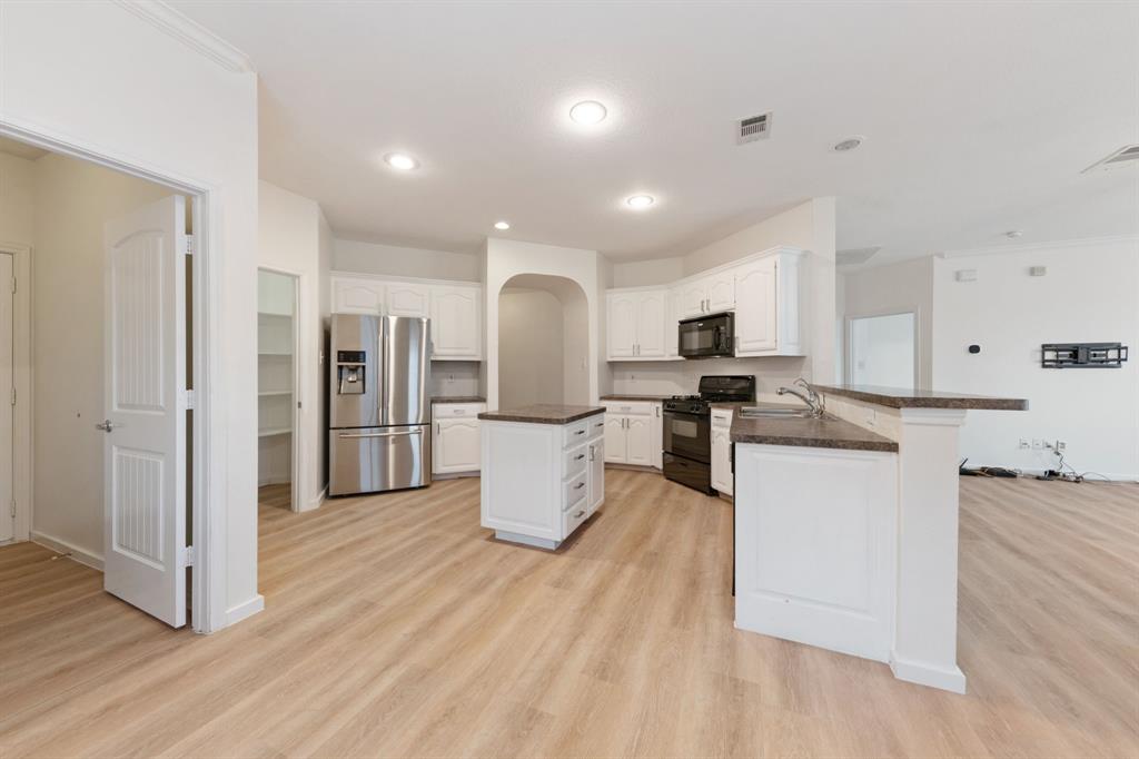 1164 Roping Reins Way Haslet, TX 76052 - Photo 14 of 35