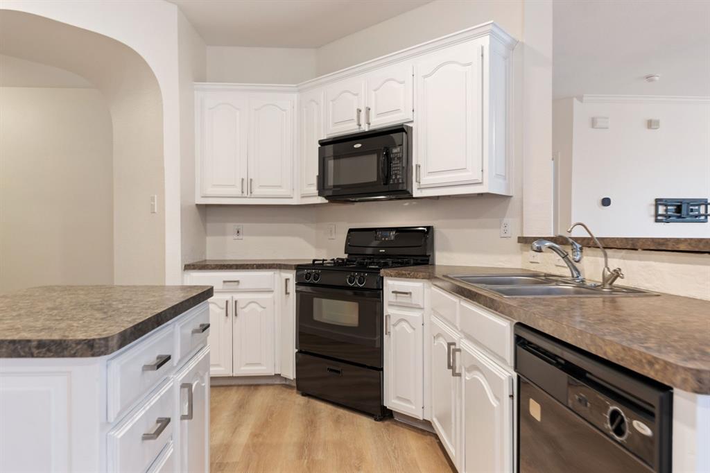 1164 Roping Reins Way Haslet, TX 76052 - Photo 15 of 35