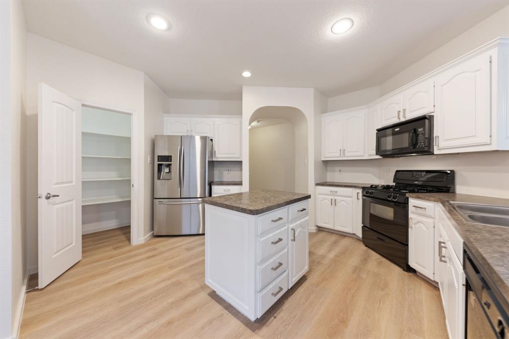 1164 Roping Reins Way Haslet, TX 76052 - Photo 16 of 35