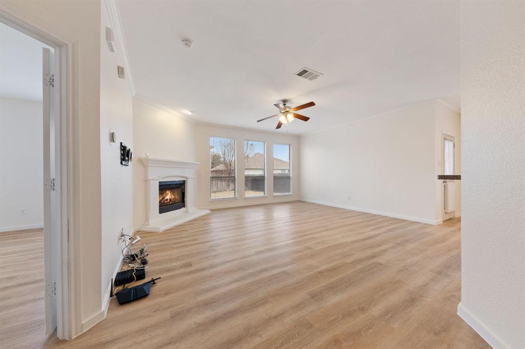 1164 Roping Reins Way Haslet, TX 76052 - Photo 4 of 35