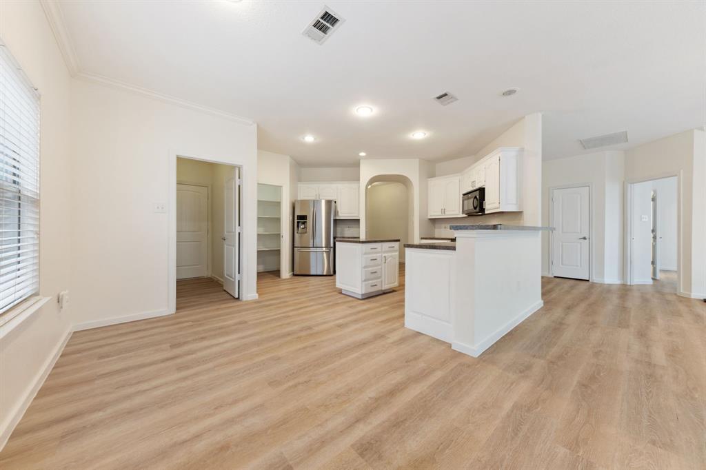 1164 Roping Reins Way Haslet, TX 76052 - Photo 10 of 35