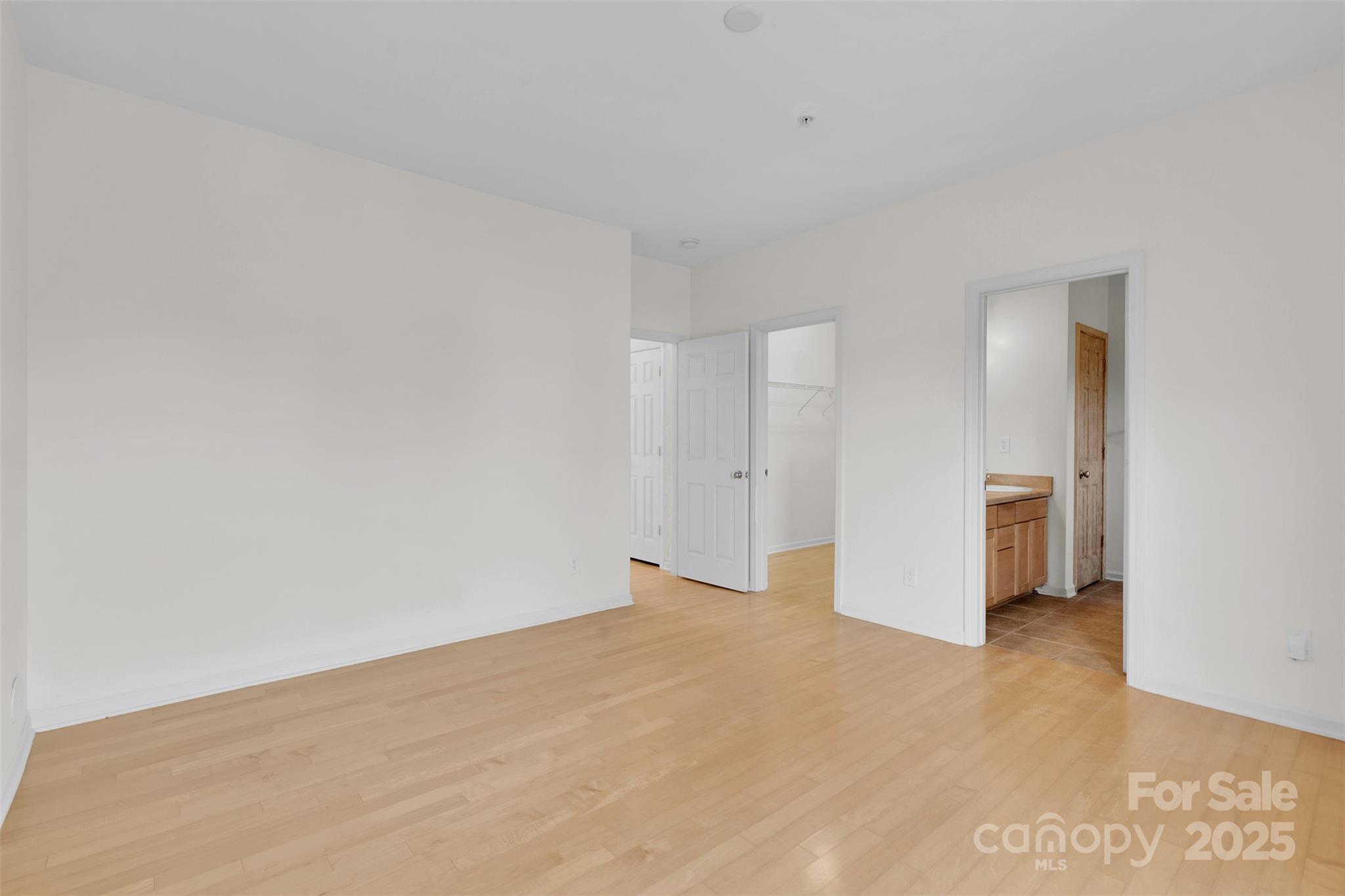 649 Raphael Place Charlotte, NC 28205 - Photo 18 of 47 a view of an empty room