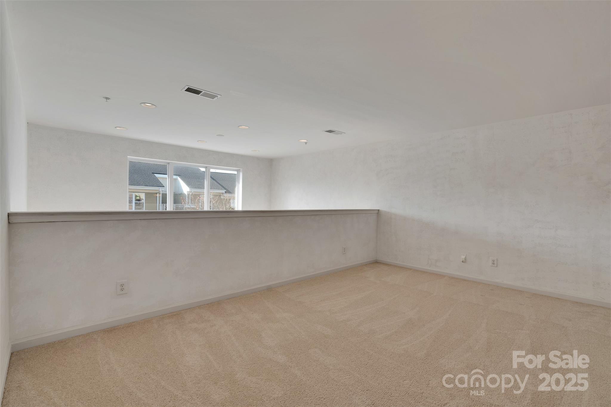 649 Raphael Place Charlotte, NC 28205 - Photo 25 of 47 a view of an empty room