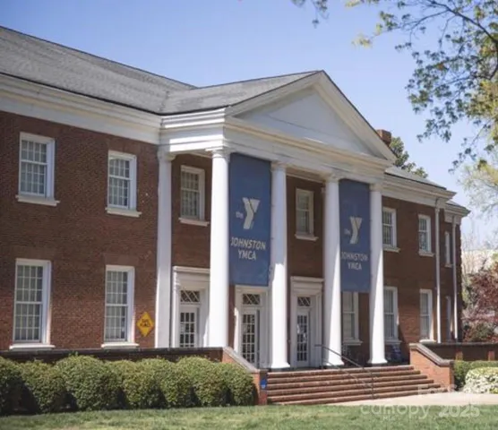 $450,000 | 649 Raphael Place, Charlotte, NC 28205