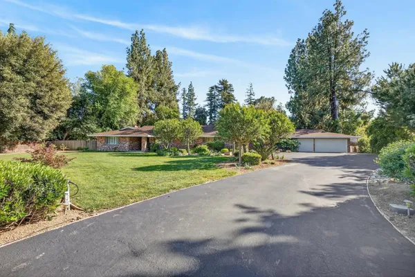 $1,799,000 | 101 West Gibson Road, Woodland, CA 95695