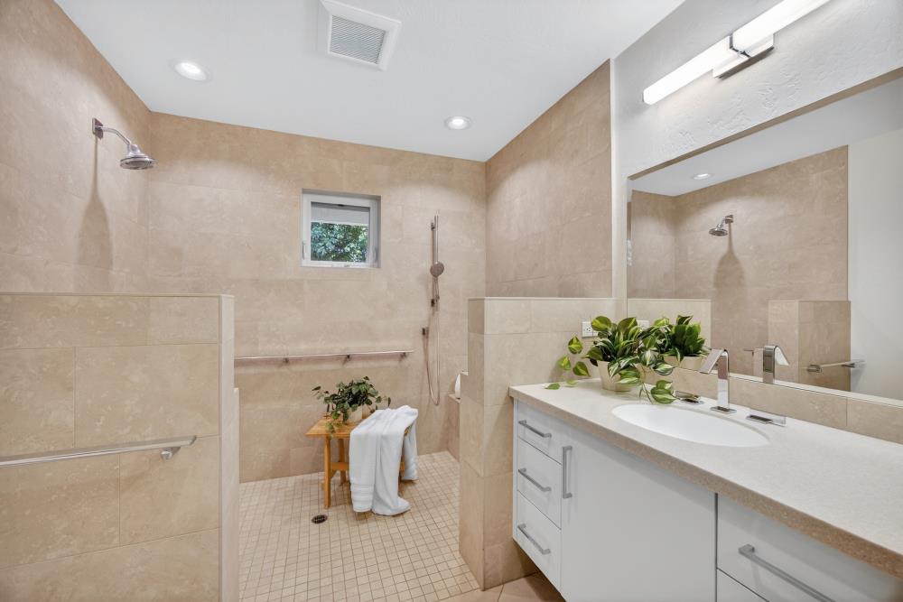 101 West Gibson Road Woodland, CA 95695 - Photo 16 of 99
