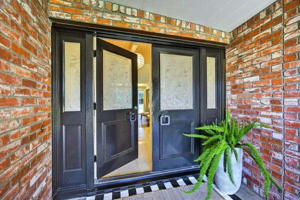 $1,799,000 | 101 West Gibson Road, Woodland, CA 95695