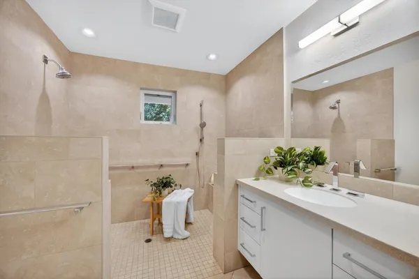 $1,799,000 | 101 West Gibson Road, Woodland, CA 95695