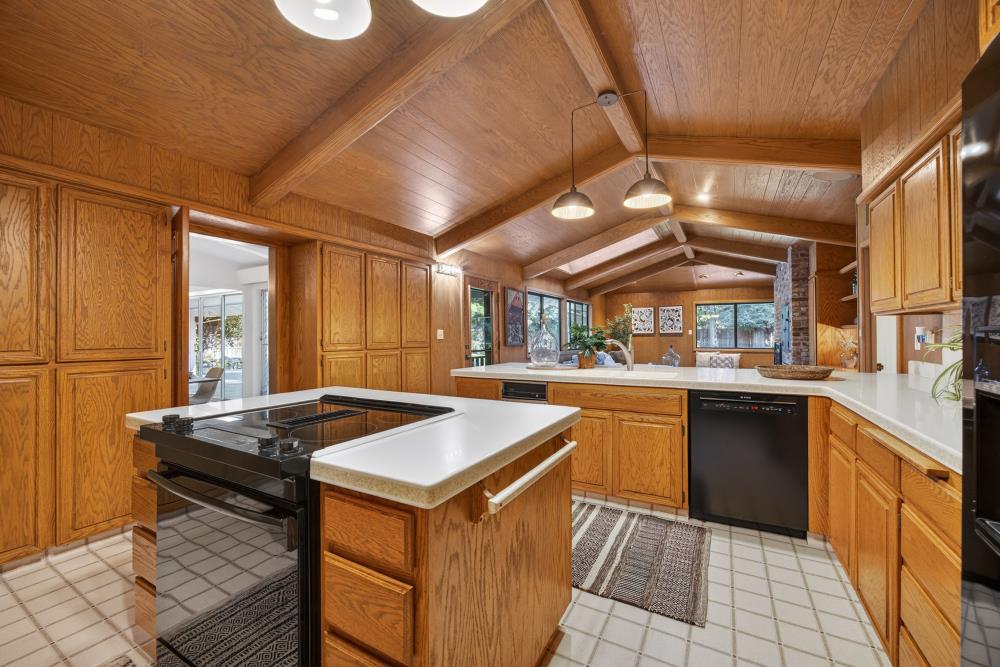 101 West Gibson Road Woodland, CA 95695 - Photo 61 of 99