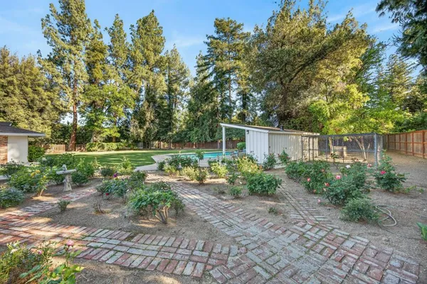 $1,799,000 | 101 West Gibson Road, Woodland, CA 95695