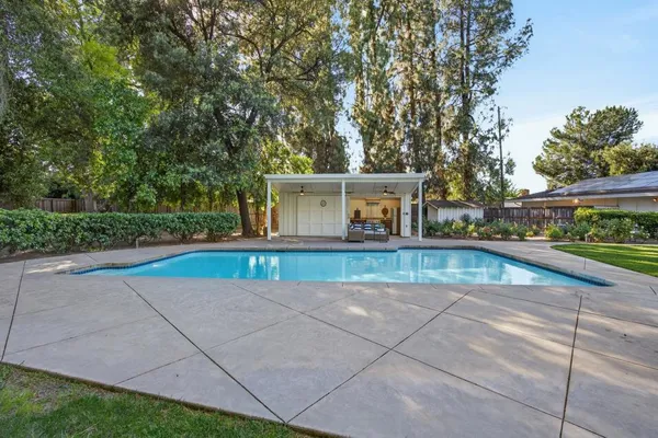 $1,799,000 | 101 West Gibson Road, Woodland, CA 95695