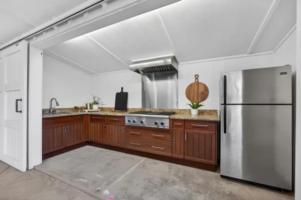 $1,799,000 | 101 West Gibson Road, Woodland, CA 95695