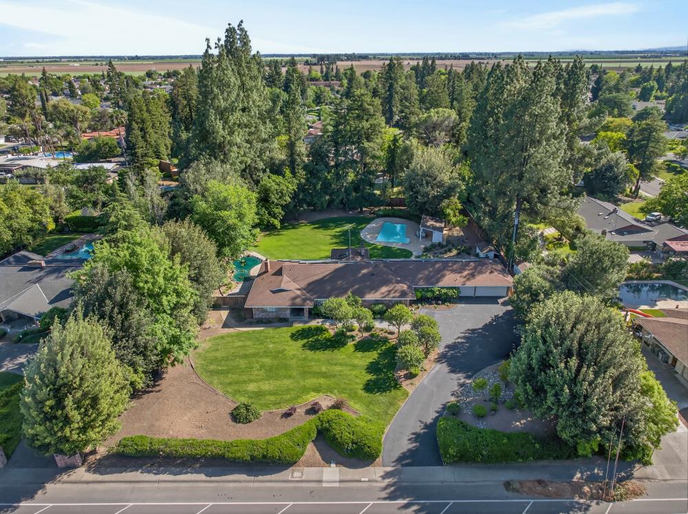 101 West Gibson Road Woodland, CA 95695 - Photo 94 of 99