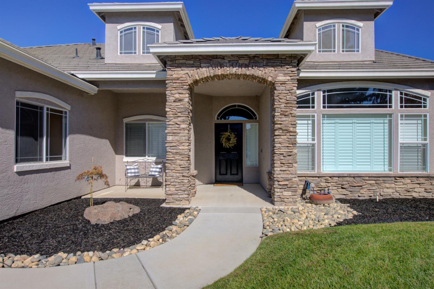 1943 Alex Way Turlock, CA 95382 - Photo 3 of 79