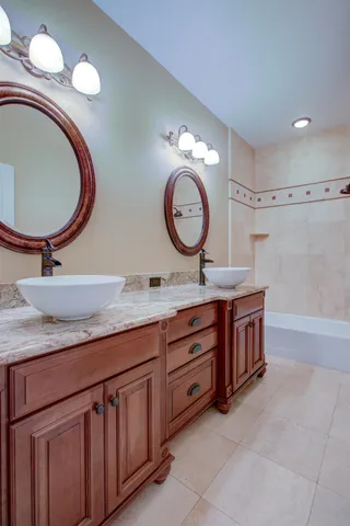 $899,950 | 1943 Alex Way, Turlock, CA 95382