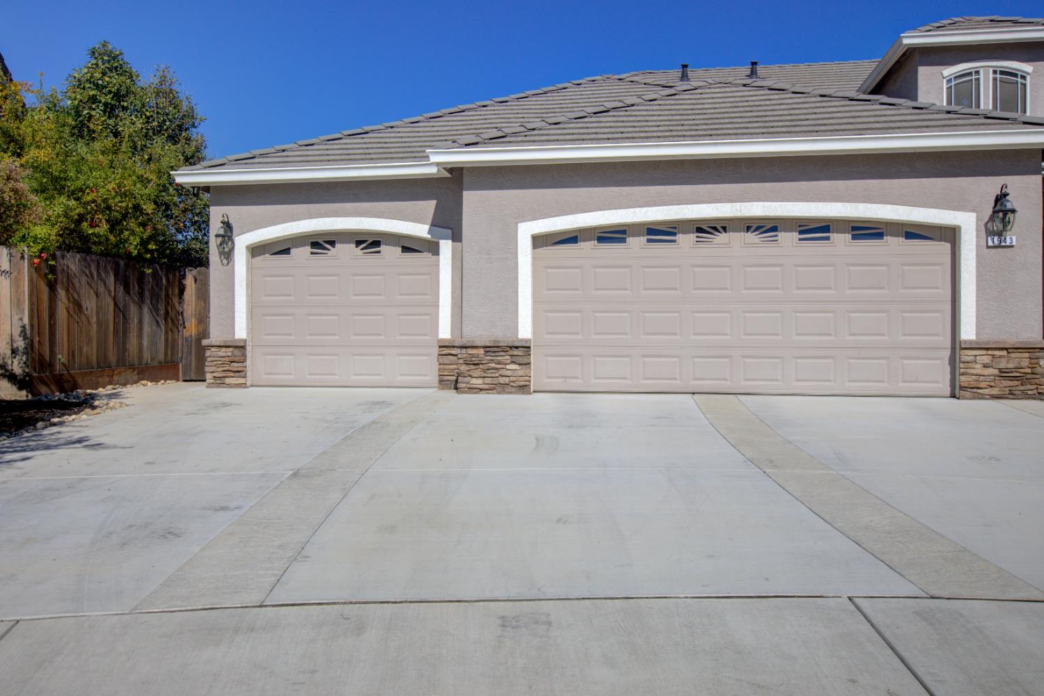 1943 Alex Way Turlock, CA 95382 - Photo 6 of 79