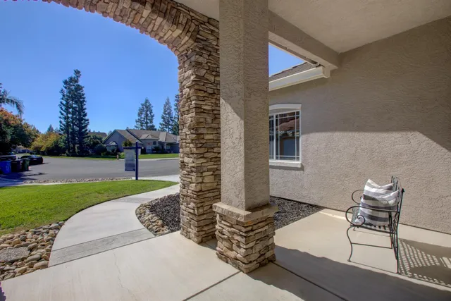 $899,950 | 1943 Alex Way, Turlock, CA 95382