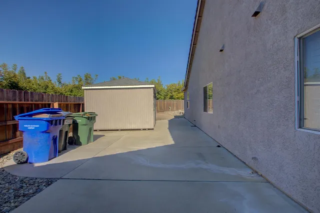 $899,950 | 1943 Alex Way, Turlock, CA 95382