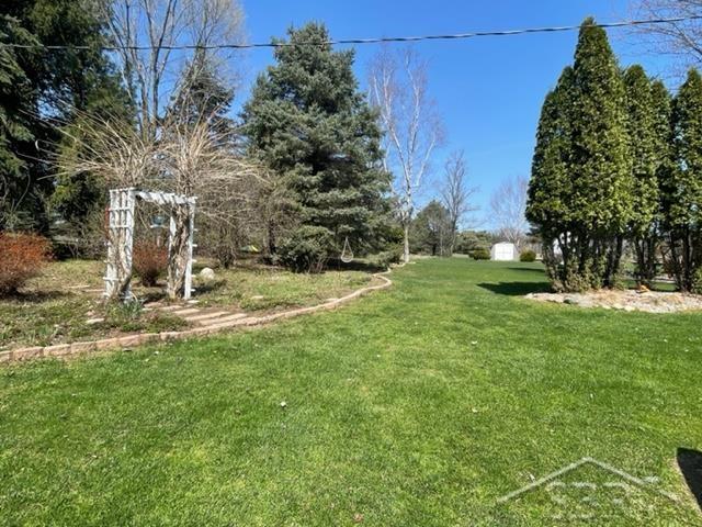 2141 Sanilac Road Caro, MI 48723 - Photo 22 of 24 50072392-21.JPG
