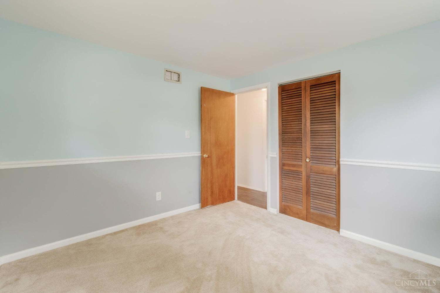 12146 Benadir Road Springdale, OH 45246 - Photo 22 of 32 Gallery Image 22