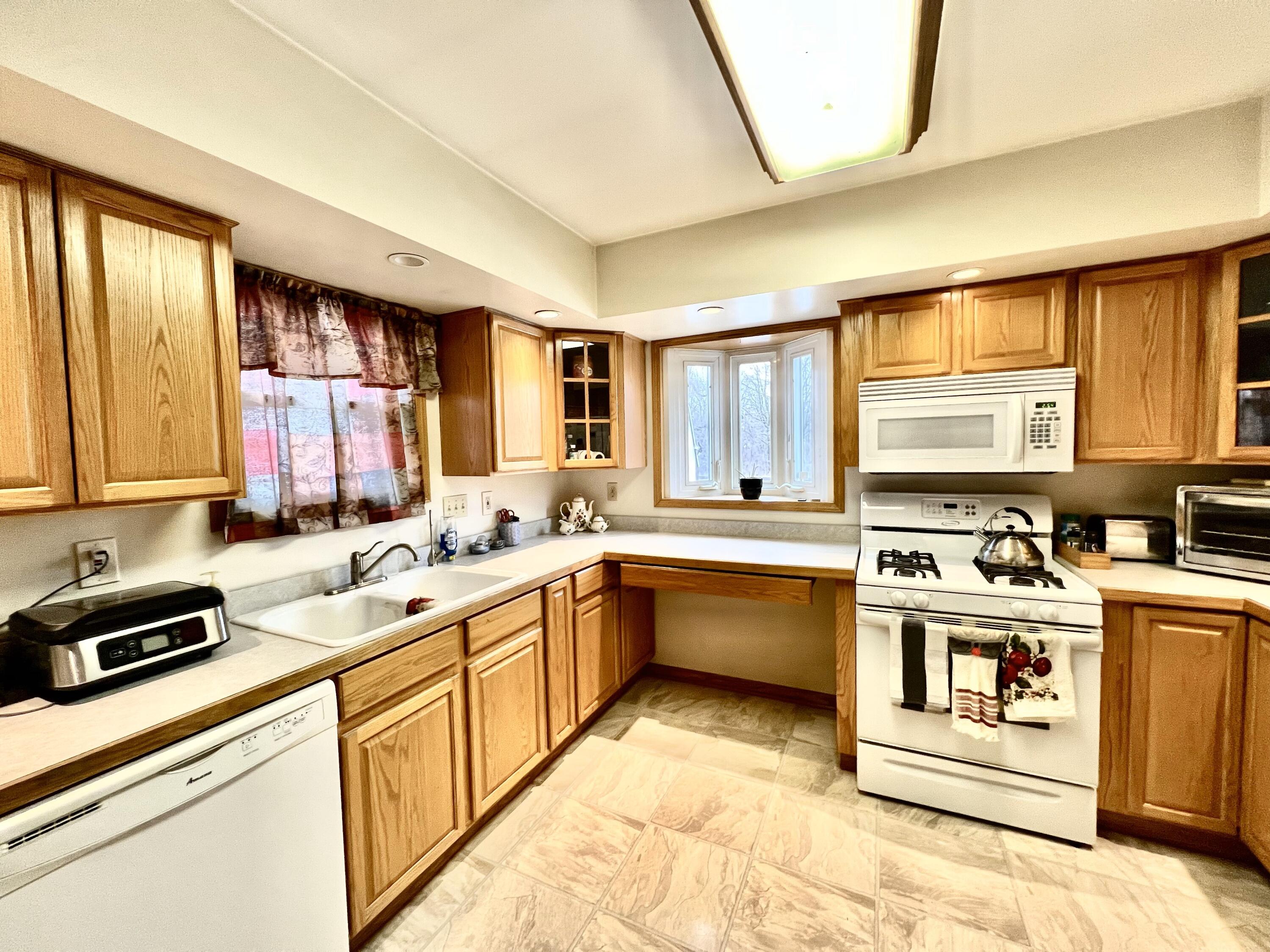 63 West Carleton Road Hillsdale, MI 49242 - Photo 12 of 42 FullSizeRender(16)