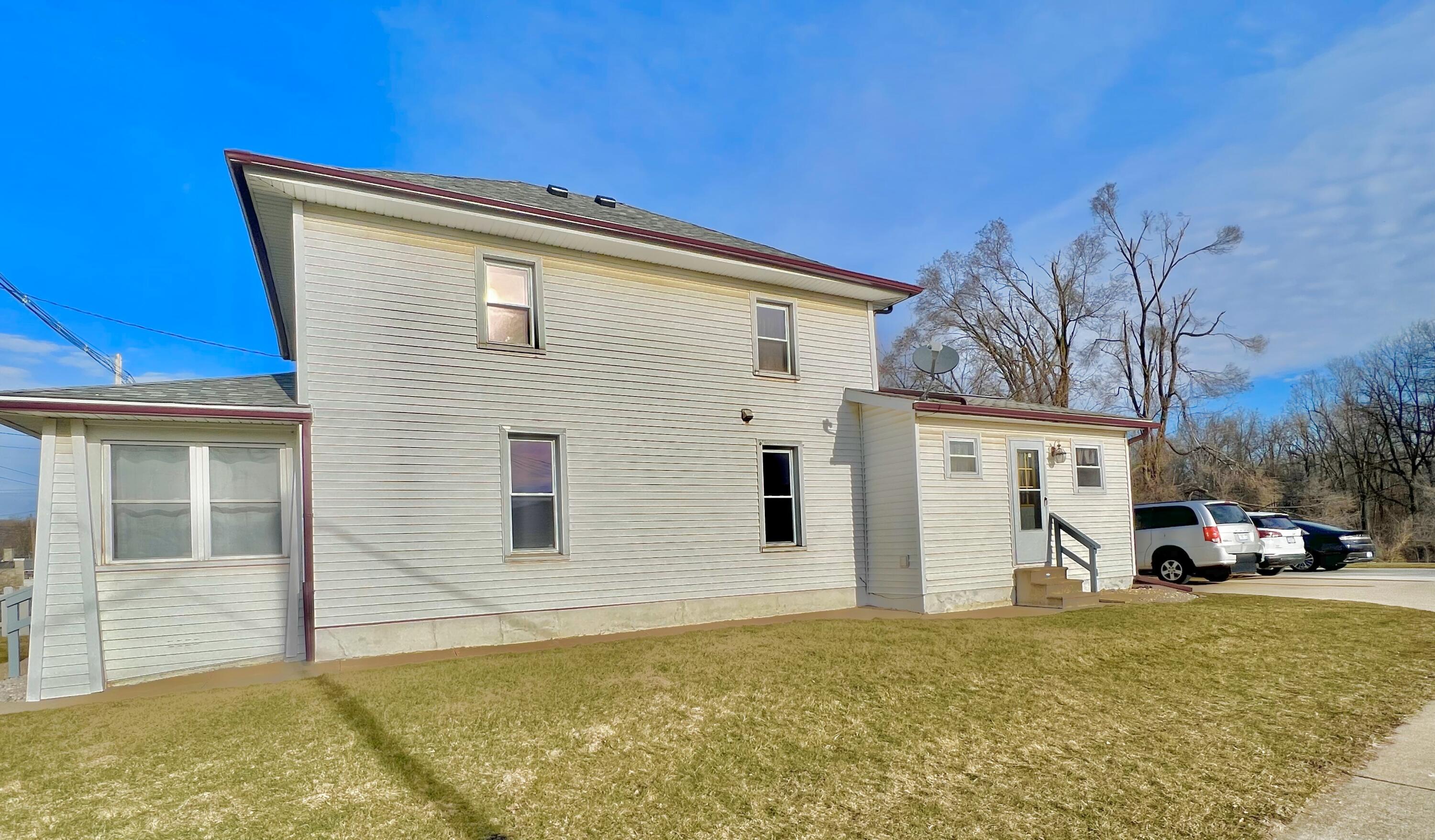 63 West Carleton Road Hillsdale, MI 49242 - Photo 5 of 42 FullSizeRender(43)