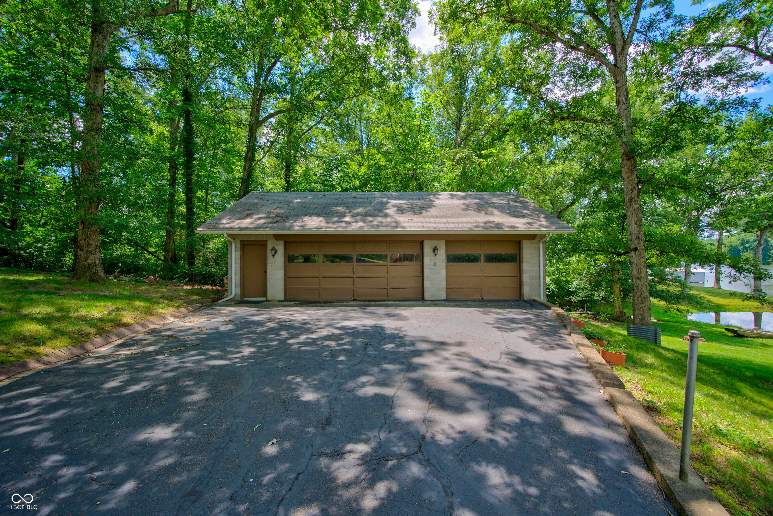 1062 South Moon Road Scottsburg, IN 47170 - Photo 9 of 59