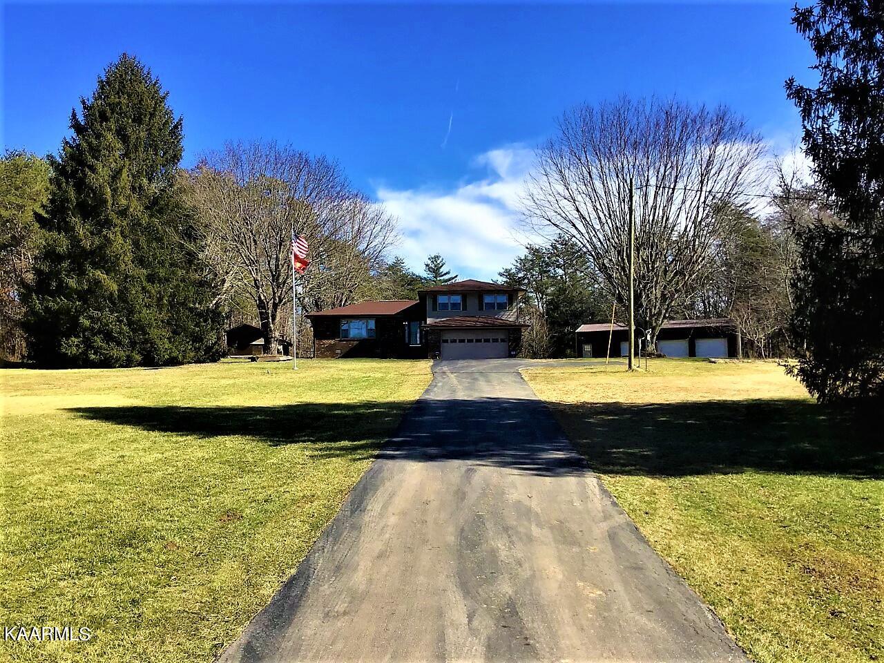 6423 Dunbar Road, Crossville, TN 38572 Compass
