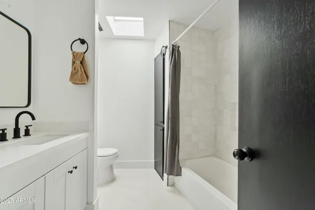 $849,900 | 1302 West Golden Lane, Phoenix, AZ 85021