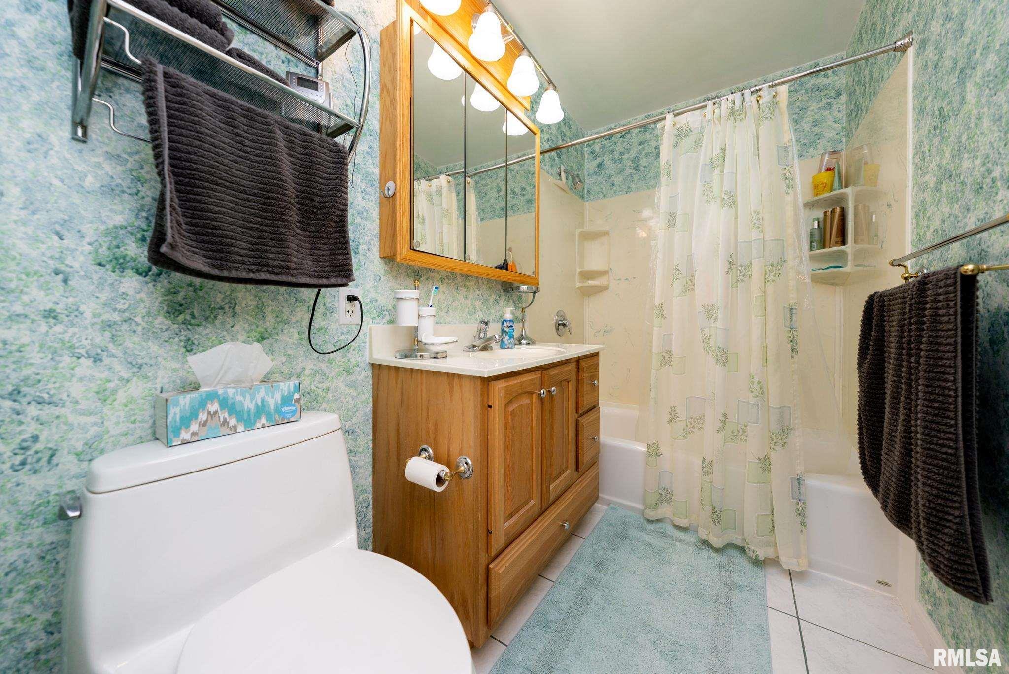 401 West Timber Ridge Drive Peoria, IL 61615 - Photo 28 of 41 Gallery Image 28