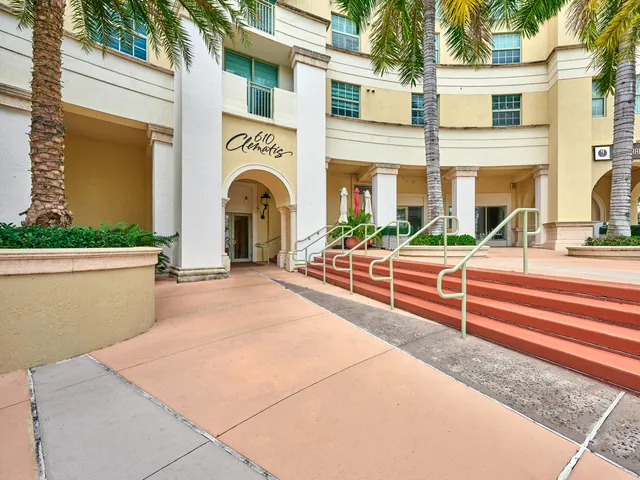 $449,000 | 610 Clematis Street, Unit 522, West Palm Beach, FL 33401