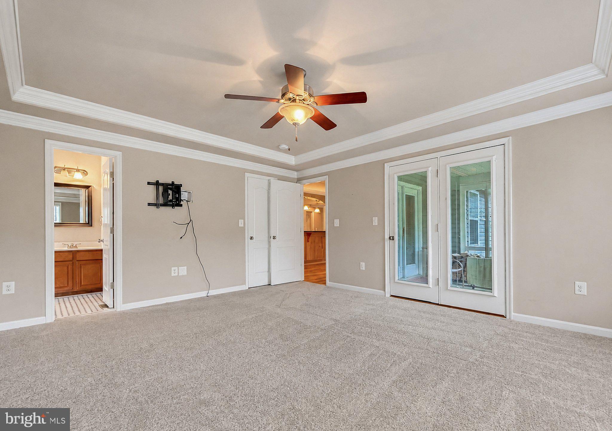 18532 Cherryfield Road Drayden, MD 20630 - Photo 28 of 58 access to the screened porch from this space also