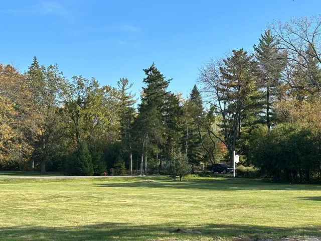 $1,390,000 | 118 Dickens Road, Northfield, IL 60093