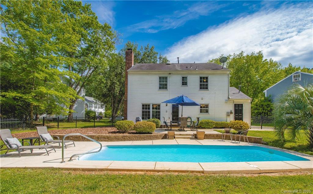 717 Hammermill Road Charlotte, NC 28270 - Photo 3 of 37 Gallery Image 3