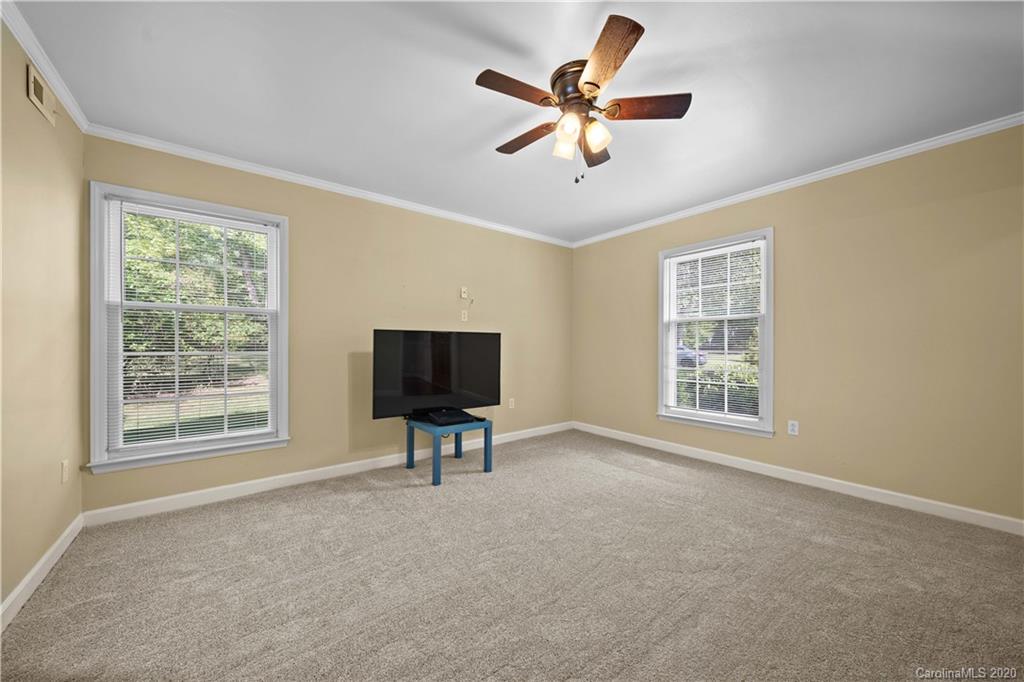 717 Hammermill Road Charlotte, NC 28270 - Photo 22 of 37 Gallery Image 22