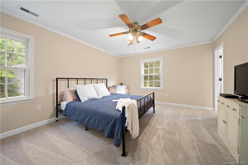 717 Hammermill Road Charlotte, NC 28270 - Photo 26 of 37 Gallery Image 26