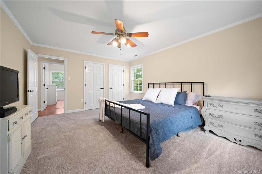 717 Hammermill Road Charlotte, NC 28270 - Photo 27 of 37 Gallery Image 27