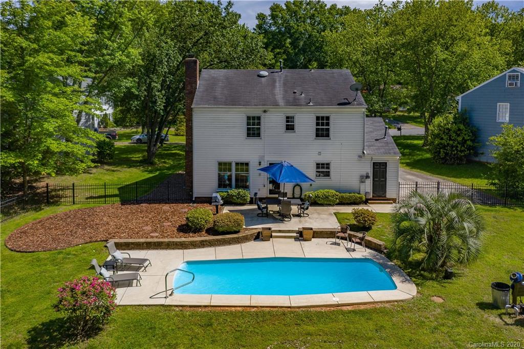 717 Hammermill Road Charlotte, NC 28270 - Photo 9 of 37 Gallery Image 9