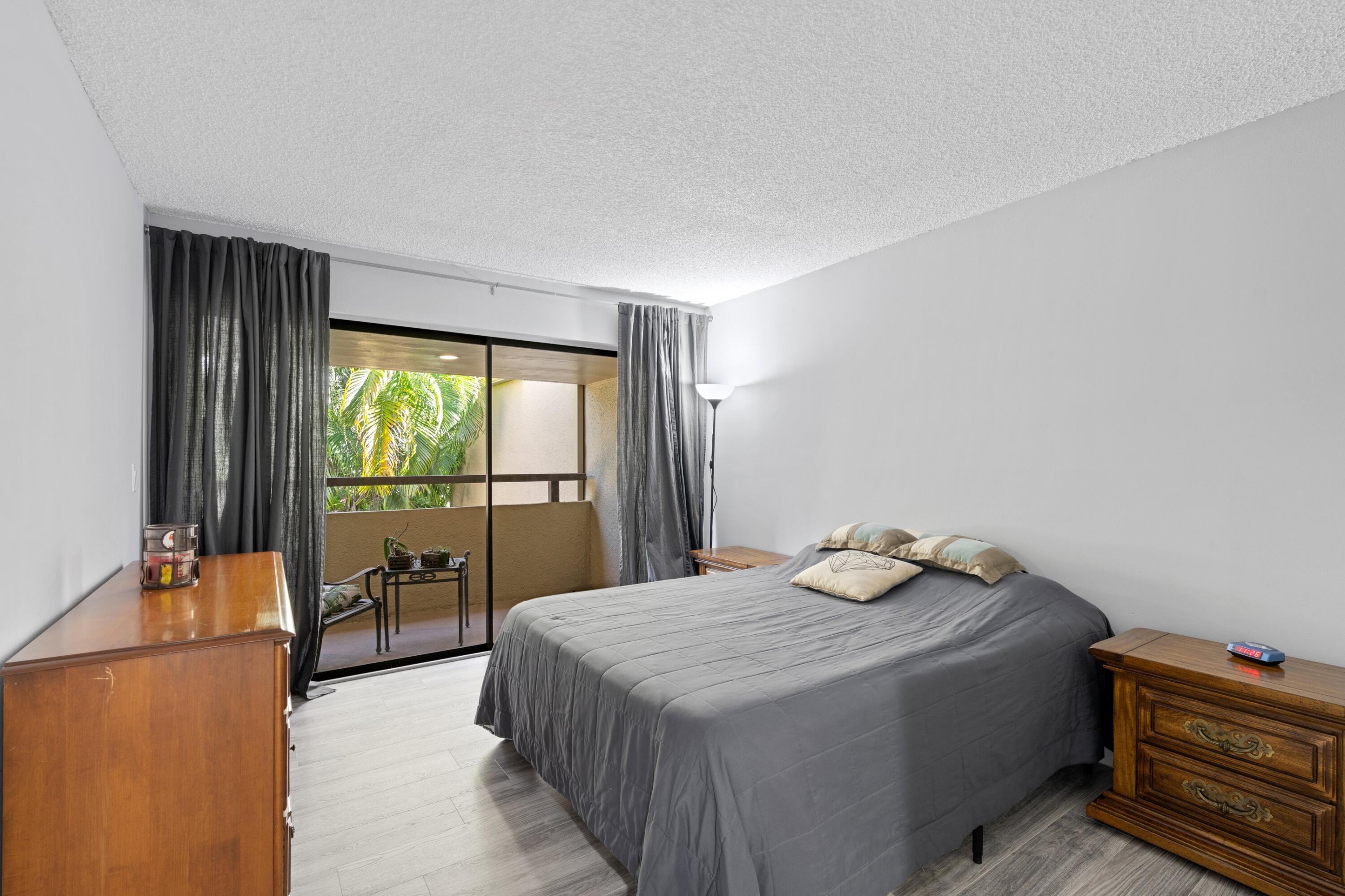 795 St Albans Drive Boca Raton, FL 33486 - Photo 20 of 35 2nd Bedroom