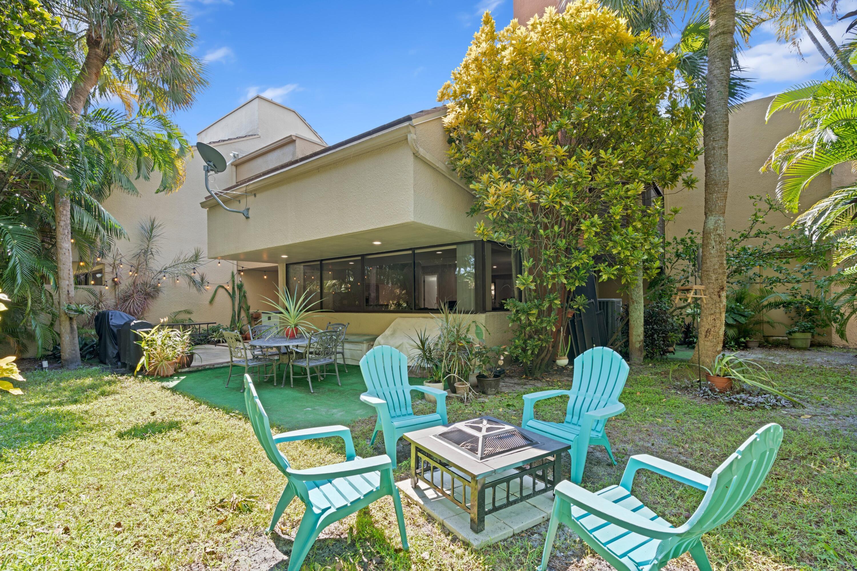 795 St Albans Drive Boca Raton, FL 33486 - Photo 30 of 35 Backyard