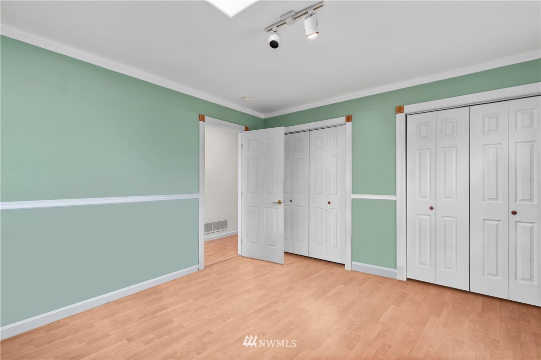 5069 Renton Avenue South Seattle, WA 98118 - Photo 8 of 40 a view of an empty room