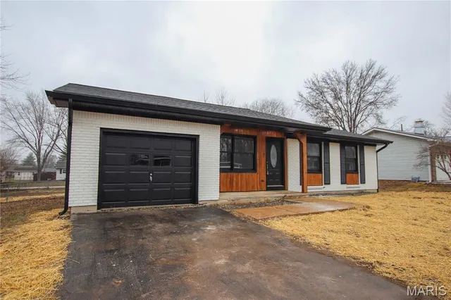 $235,000 | 1070 Louisiana Street, Sullivan, MO 63080