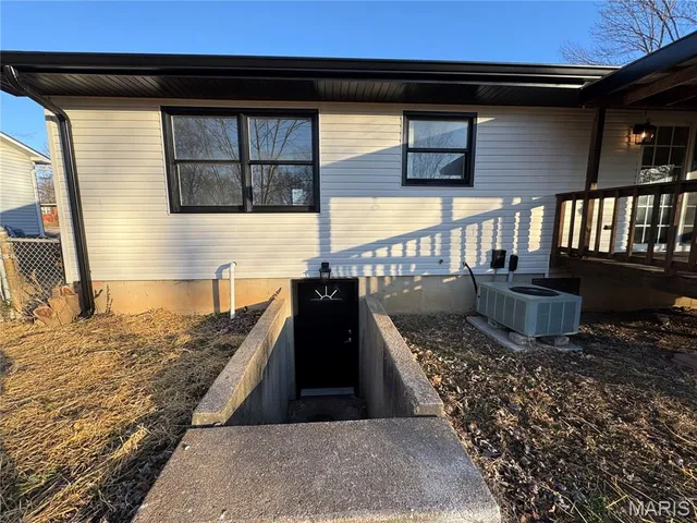 $235,000 | 1070 Louisiana Street, Sullivan, MO 63080