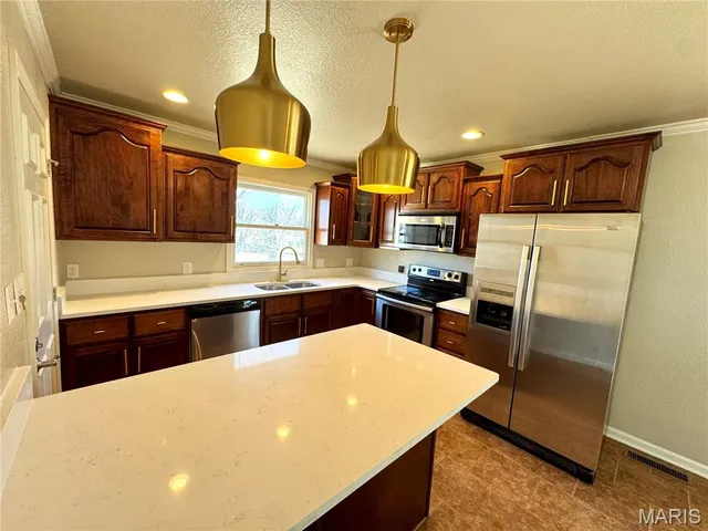 $235,000 | 1070 Louisiana Street, Sullivan, MO 63080