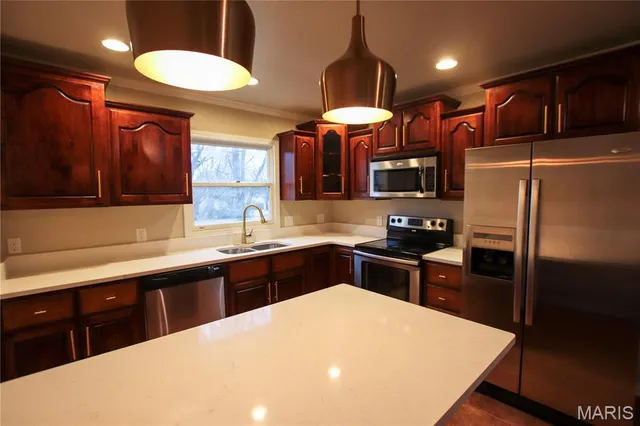 $235,000 | 1070 Louisiana Street, Sullivan, MO 63080