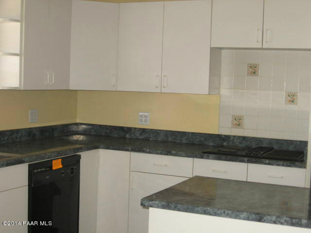 High Desert MLS Pics 011